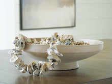 Load image into Gallery viewer, Justy Bowl
