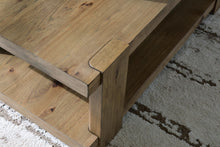 Load image into Gallery viewer, Flangren Rectangular Cocktail Table
