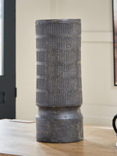 Load image into Gallery viewer, Beninworth Vase

