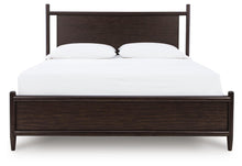 Load image into Gallery viewer, Dantenton Queen Panel Bed
