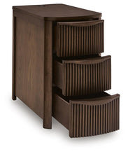 Load image into Gallery viewer, Camdill Chair Side End Table
