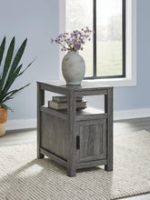 Load image into Gallery viewer, Fendenmore Chair Side End Table
