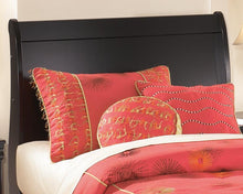 Load image into Gallery viewer, Huey Vineyard Twin Sleigh Headboard Bed with Mirrored Dresser
