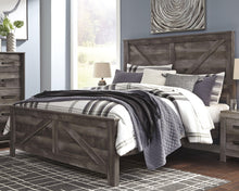 Load image into Gallery viewer, Wynnlow King Crossbuck Panel Bed with Mirrored Dresser, Chest and Nightstand

