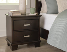 Load image into Gallery viewer, Covetown Full Panel Bed with Mirrored Dresser and Nightstand
