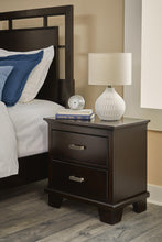 Load image into Gallery viewer, Covetown California King Panel Bed, Dresser, Mirror, Chest and Nightstand
