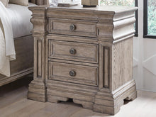 Load image into Gallery viewer, Blairhurst King Panel Bed, Dresser, Mirror, Chest and Nightstand
