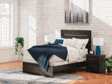 Load image into Gallery viewer, Hollivern Full Panel Bed, Dresser, Mirror, Chest and Nightstand
