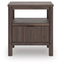 Load image into Gallery viewer, Pamytta Full Panel Bed, Dresser, Mirror, Chest and Nightstand
