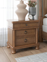 Load image into Gallery viewer, Rowlenstown Queen Poster Bed with Mirrored Dresser and Nightstand

