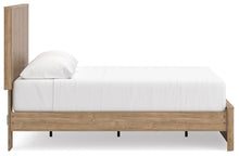 Load image into Gallery viewer, Gramburg Queen Panel Platform Bed
