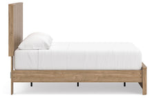Load image into Gallery viewer, Gramburg Full Panel Platform Bed
