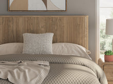 Load image into Gallery viewer, Gramburg Queen Panel Bed
