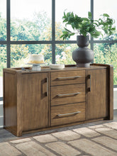 Load image into Gallery viewer, Marxmore Dining Room Server
