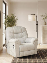 Load image into Gallery viewer, Linenfield Zero Wall Recliner
