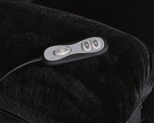 Load image into Gallery viewer, Linenfield Zero Wall Recliner
