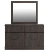 Load image into Gallery viewer, Shaehartin Dresser and Mirror
