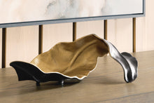 Load image into Gallery viewer, Melinda Sculpture
