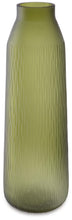Load image into Gallery viewer, Scottyard I/O Vase
