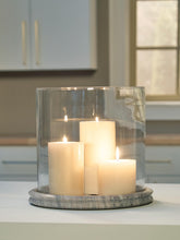Load image into Gallery viewer, Saskia Candle Holder
