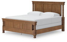 Load image into Gallery viewer, Rowlenstown King Poster Bed
