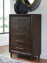 Load image into Gallery viewer, Dantenton Five Drawer Chest
