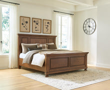 Load image into Gallery viewer, Zackaryn King Panel Bed
