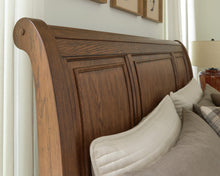 Load image into Gallery viewer, Zackaryn California King Sleigh Storage Bed
