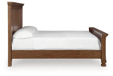 Load image into Gallery viewer, Zackaryn California King Panel Bed

