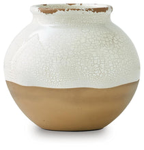 Load image into Gallery viewer, Vercott Vase
