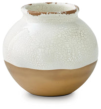 Load image into Gallery viewer, Vercott Vase
