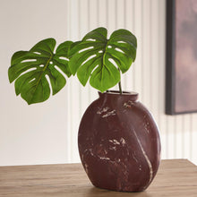 Load image into Gallery viewer, Dashner Vase
