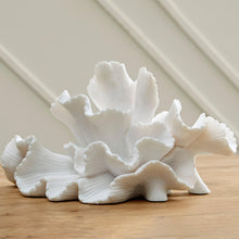 Load image into Gallery viewer, Waynemont Sculpture
