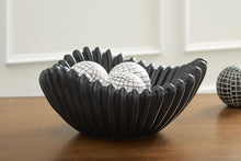 Load image into Gallery viewer, Browman Bowl
