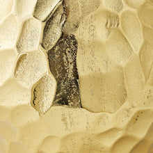 Load image into Gallery viewer, Ferryndale Vase
