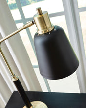 Load image into Gallery viewer, Clairwell Metal Desk Lamp (1/CN)

