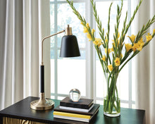 Load image into Gallery viewer, Clairwell Metal Desk Lamp (1/CN)
