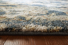 Load image into Gallery viewer, Braymen Medium Rug

