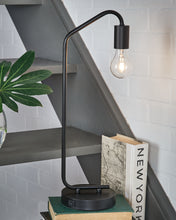 Load image into Gallery viewer, Covybend Metal Desk Lamp (1/CN)
